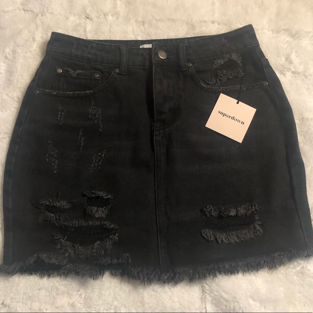 REVOLVE BLACK JEAN SKIRT😍